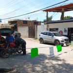 PADRES TOMAN ESCUELA Y CIERRAN CARRETERA; LOGRAN CESE DE DIRECTORA