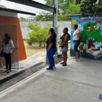 CIERRAN KINDER Y RETIENEN A DIRECTORA