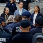 AUMENTO A POLICÍAS